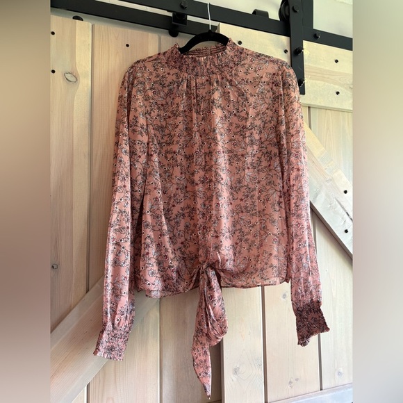 NWOT Mystree Dusty Pink** Tie Front Chiffon Blouse - Picture 2 of 8